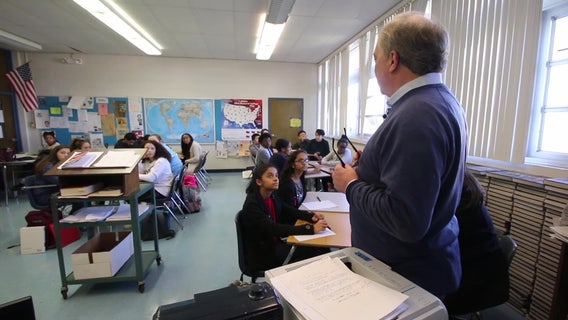 Gov. DeSantis proposes $1B in teacher salary funding under new budget