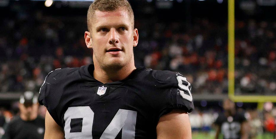 Tampa Bay Buccaneers linebacker Carl Nassib (94) stands on the field prior  to the start of