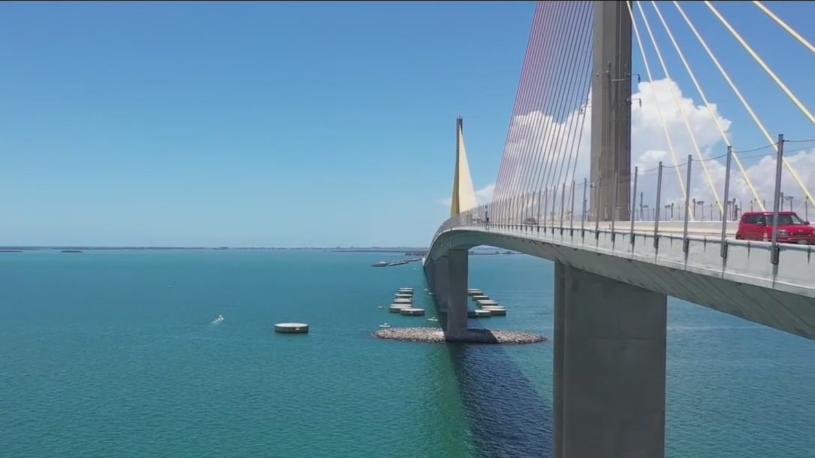 Woman's remains found near Sunshine Skyway Bridge in Manatee County, deputies say