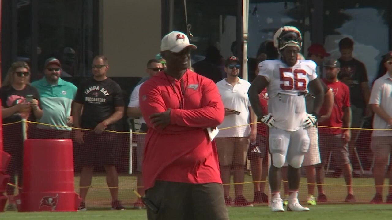 Buccaneers Coach Todd Bowles Earns Bachelor's Degree from Mount St. Mary's  University