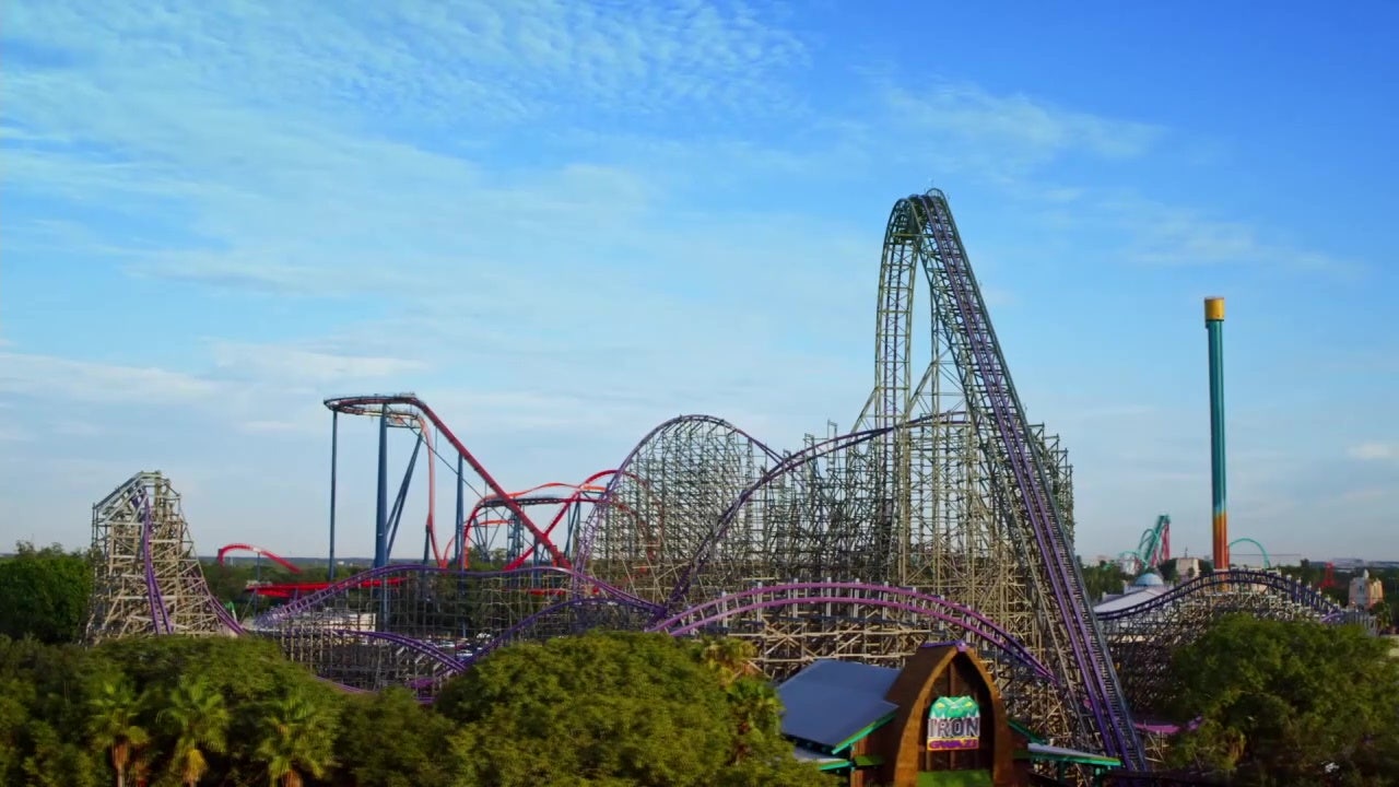 Busch Gardens' Iron Gwazi named Best New Roller Coaster of 2022