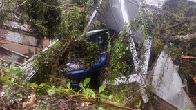 NHC warns of record river flooding in Tampa Bay area as residents begin cleanup from Hurricane Ian damage