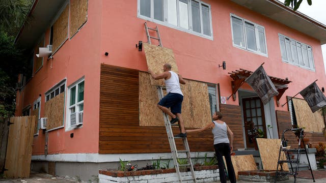 Hurricane Ian: How you can help victims and avoid scams