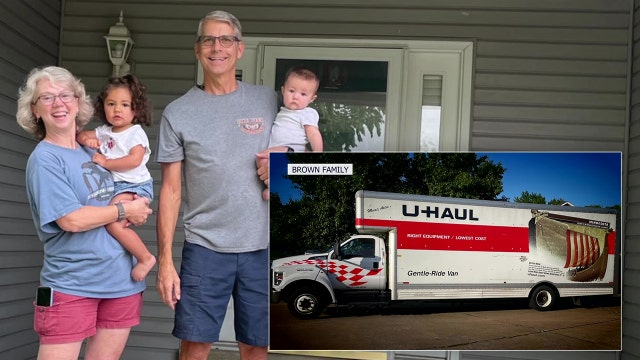 Family's belongings dumped after U-Haul repossesses it outside Clearwater hotel following contract mix-up