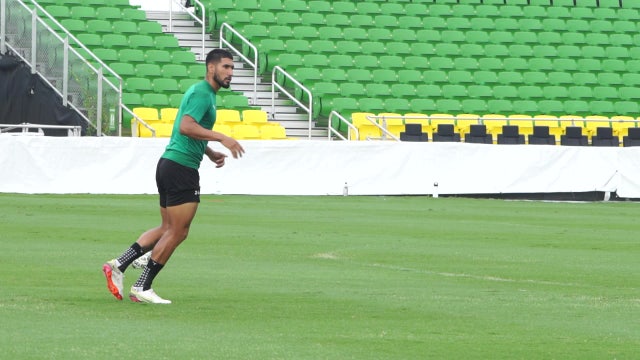 Tampa Bay Rowdies' defender makes shocking return after broken ankle