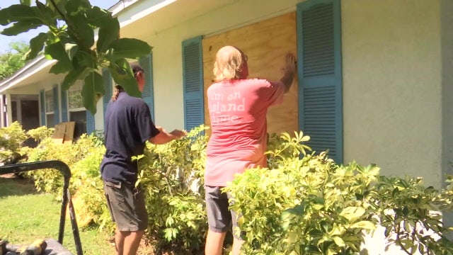 Holmes Beach prepares for storm surge coming from Hurricane Ian