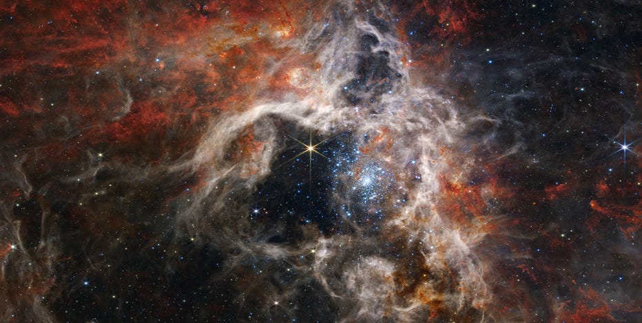Spectacular image of heart of Phantom Galaxy highlights power of Webb and  Hubble telescopes  CBS News