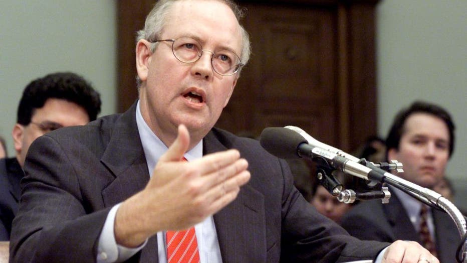 Kenneth Starr, Clinton whitewater prosecutor and former federal judge ...