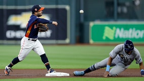 Pena homers, drives in 3 to lead Astros over Rays 3-1