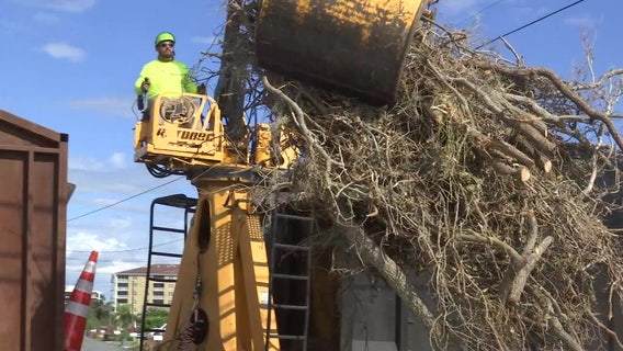 Crews still working in Sarasota County to clear debris left behind by Hurricane Ian
