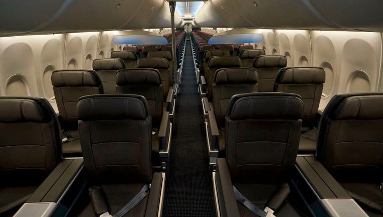 560386ee-US-AVIATION-ACCIDENT-BOEING-AMERICANAIRLINES