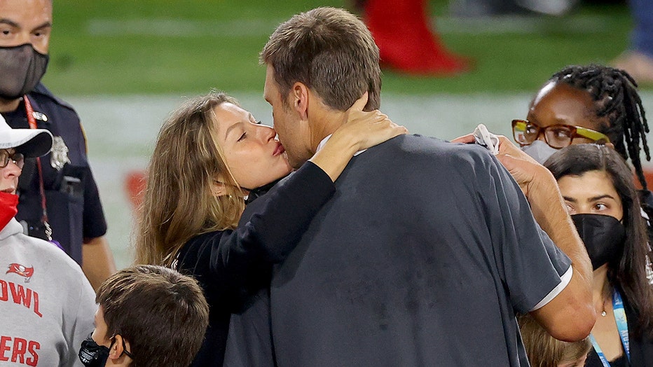 Photo: Tom Brady kisses Gisele Bundchen after winning Super Bowl LV at Raymond James Stadium on February 07, 2021 in Tampa.