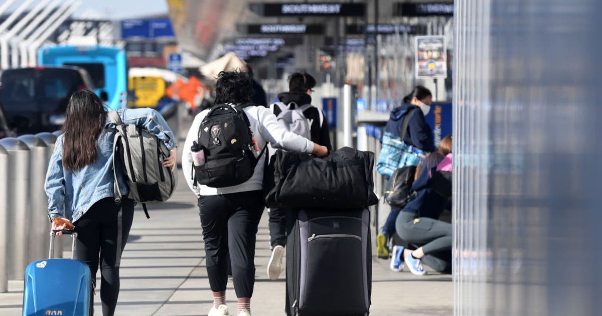 AAA: Thanksgiving travel to nearly hit pre-pandemic levels | FOX 13 ...