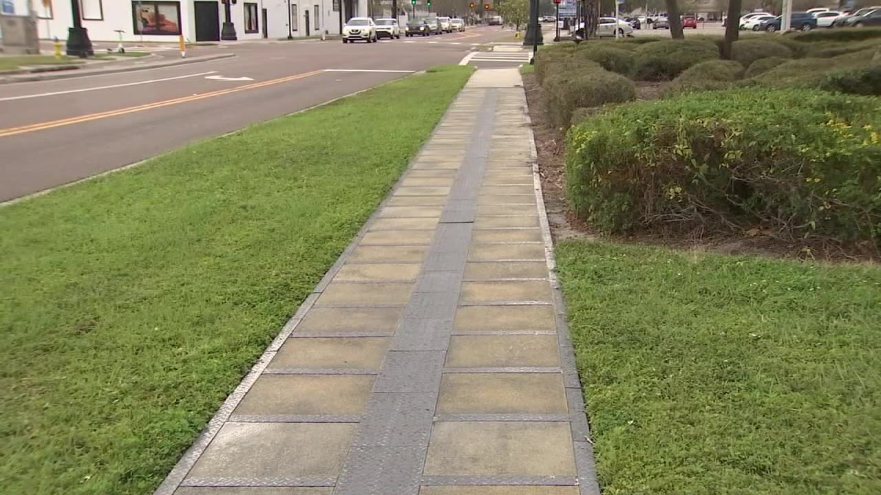 City Of Tampa Testing Solar Sidewalk To Power Traffic Intersection 