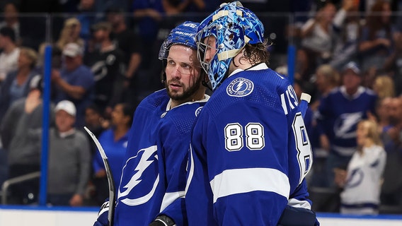 Kucherov scores late in 3rd, Lightning beat Senators 4-3