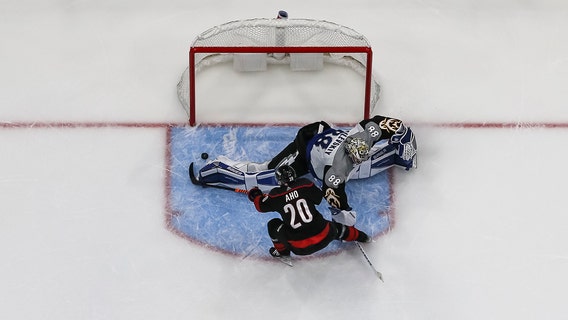 Aho scores in shootout as Hurricanes beat Lightning 4-3