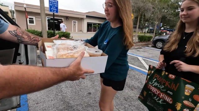 Tarpon Springs sisters help feed foster families in the Tampa Bay area