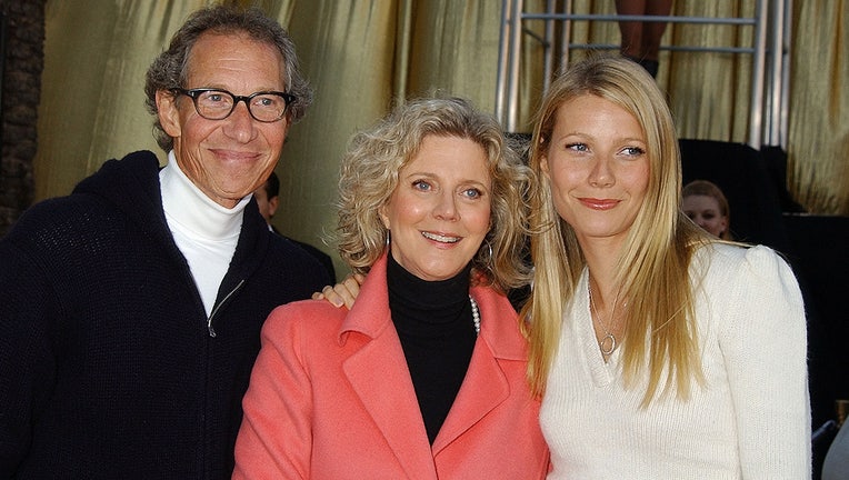 Bruce Paltrow, Blythe Danner and Gwyneth Paltrow