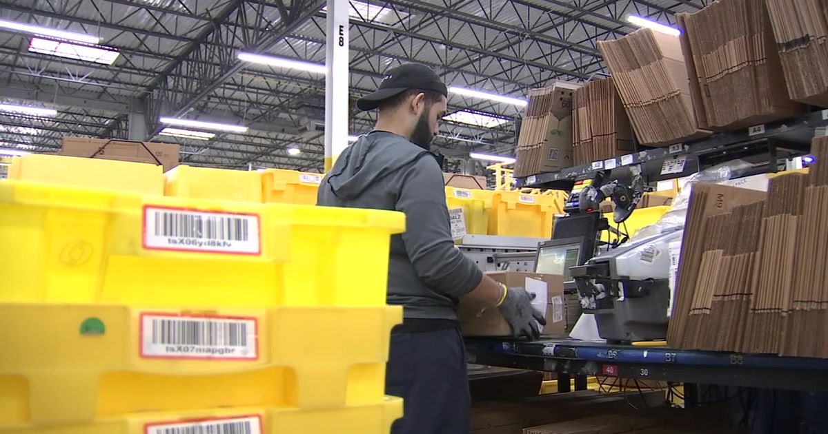 Amazon Fulfillment Center in Ruskin kicks into high gear for orders ...
