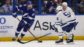 Marner sets Maple Leafs points streak record in OT loss to Lightning