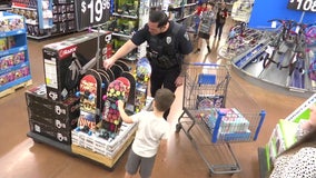 'Shop with a Cop' in North Port brings holiday spirit to residents impacted by Hurricane Ian