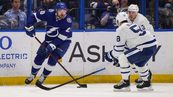 Marner sets Maple Leafs points streak record in OT loss to Lightning