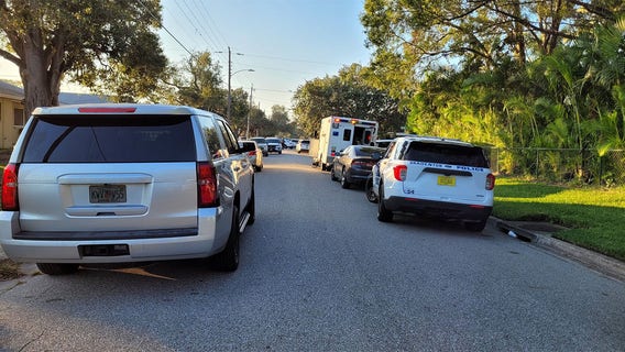 Armed man in custody after barricading himself inside Bradenton home with child, police say