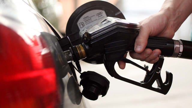 AAA: Florida gas prices down 7 cents since last week