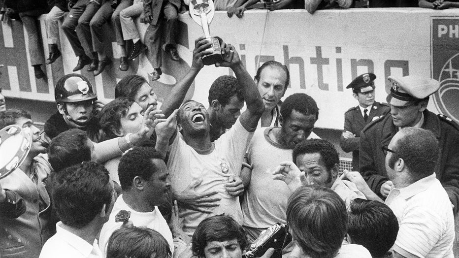 Pele-archive-World-Cup.jpg