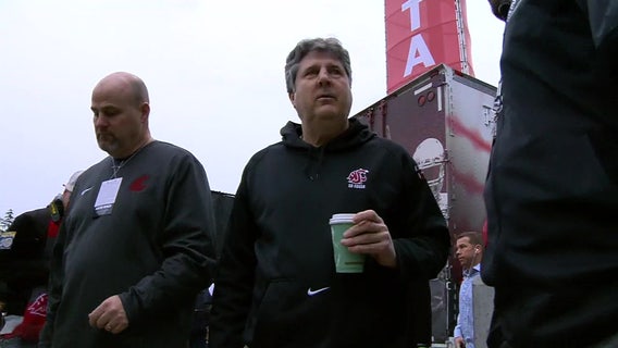 Mississippi State fans gather for Tampa Reliaquest Bowl after beloved head coach dies before Christmas