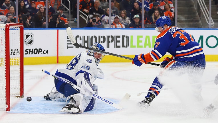 Streaking Edmonton Oilers Beat Lightning, 5-3 | FOX 13 Tampa Bay