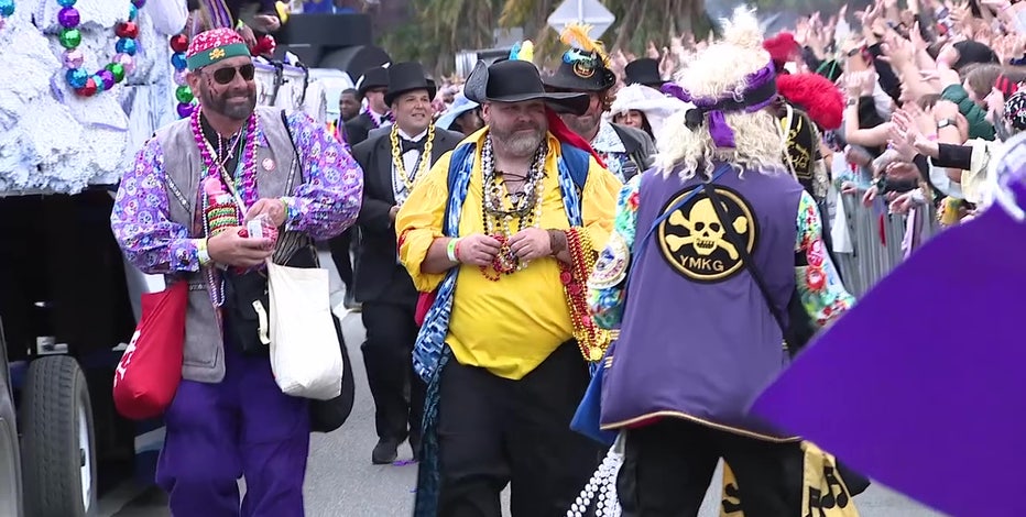 Celebrates all of Tampa': Lightning face off against Las Vegas during  Gasparilla celebration