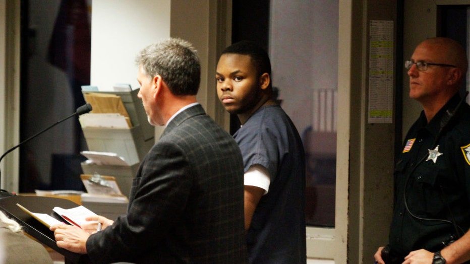 Fake Teenage Doctor, Now 25, Known As Dr. Love Heading To Prison For ...