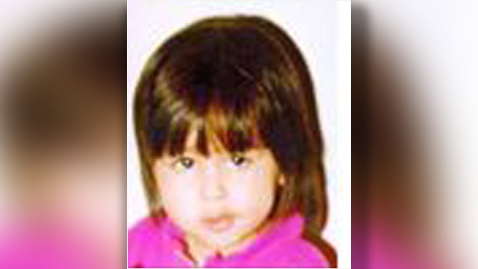 Image of girl given the nickname 'Paloma Unknown' courtesy of the Charley Project. 