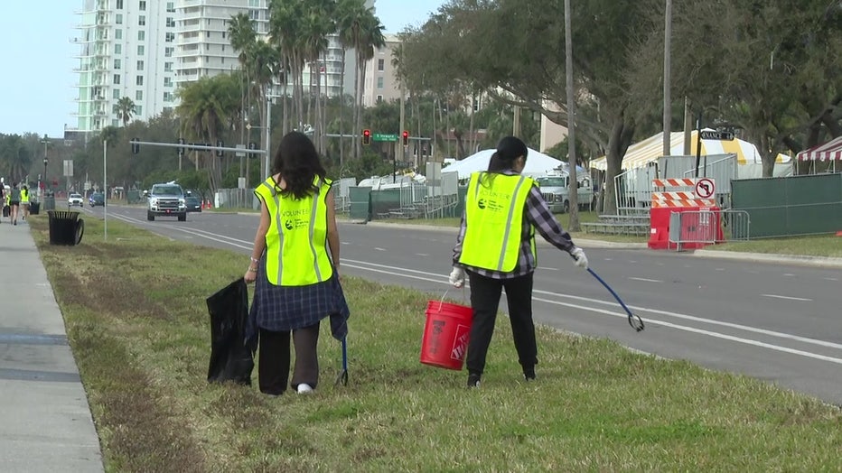 More than 450 volunteers took park in the clean up.