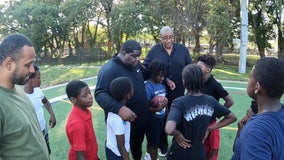Former Buccaneer and Super Bowl-winning NFL player helps next generation on and off the field