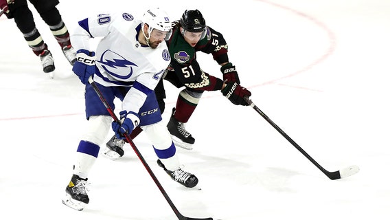 Arizona Coyotes beat Lightning 1-0 in shootout
