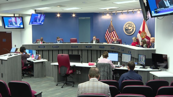 Commissioners look to turn Manatee County into 'Second Amendment sanctuary'