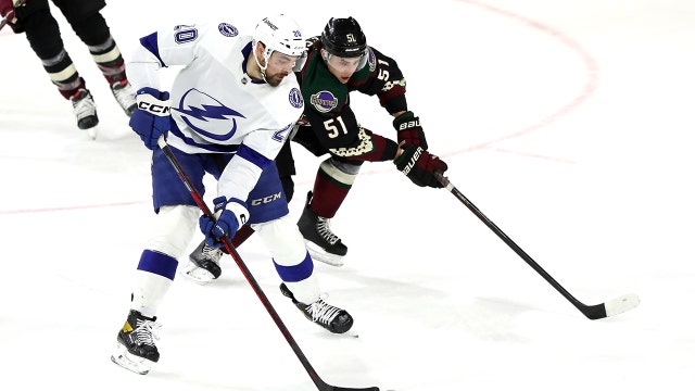 Arizona Coyotes beat Lightning 1-0 in shootout