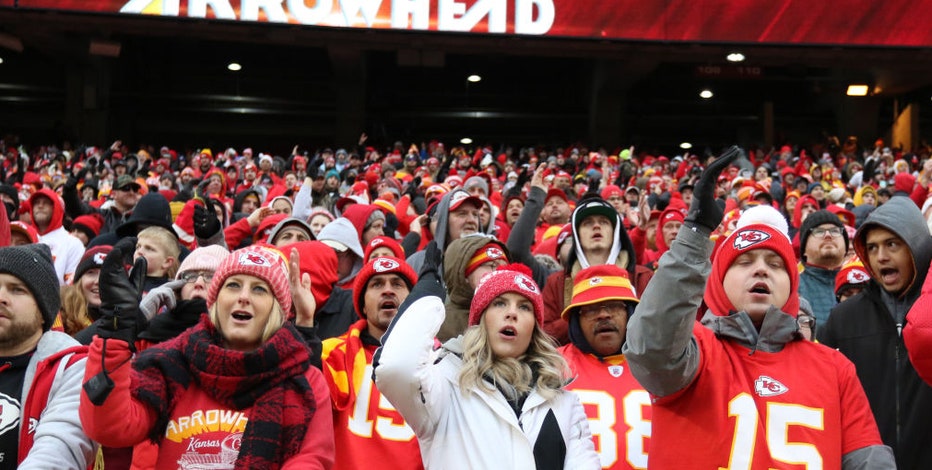 Native American advocates protest Kansas City Chiefs name ahead of Super  Bowl LVII - ABC News