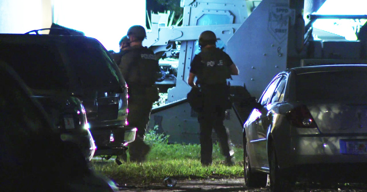 Armed suspect shot by police after 3-hour standoff in St. Petersburg ...
