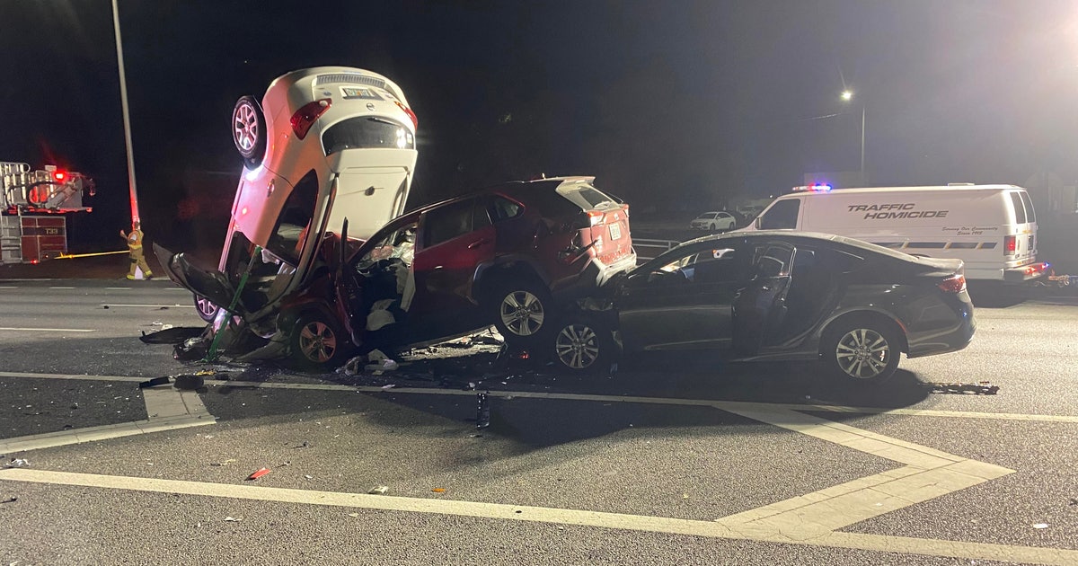 2 dead, 2 injured in Pinellas Park head-on crash, police say | FOX 13 ...