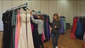 Hillsborough teacher helps high school girls impacted by Hurricane Ian find prom dresses