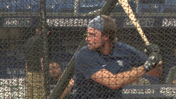 Rays goes with youth over experience for left handed power