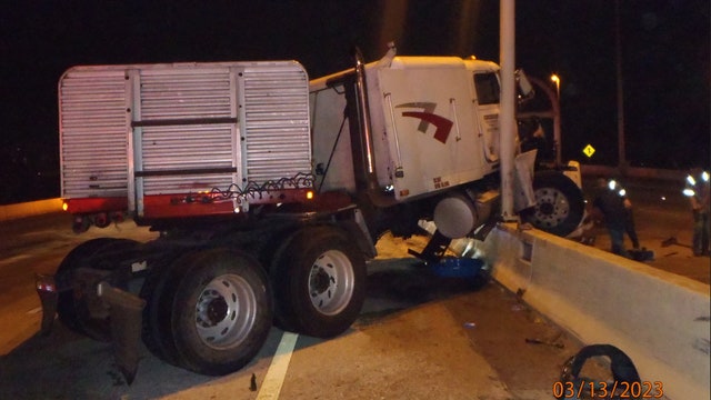 FHP: Crash involving jackknifed tractor-trailer snarled traffic near downtown Tampa Monday morning