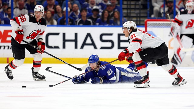 New Jersey Devils rally for 5-2 win over Tampa Bay Lightning