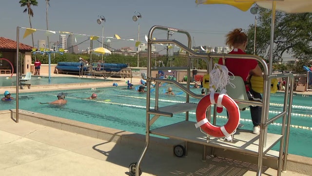 Tampa looks to fill lifeguard shortage before Summer