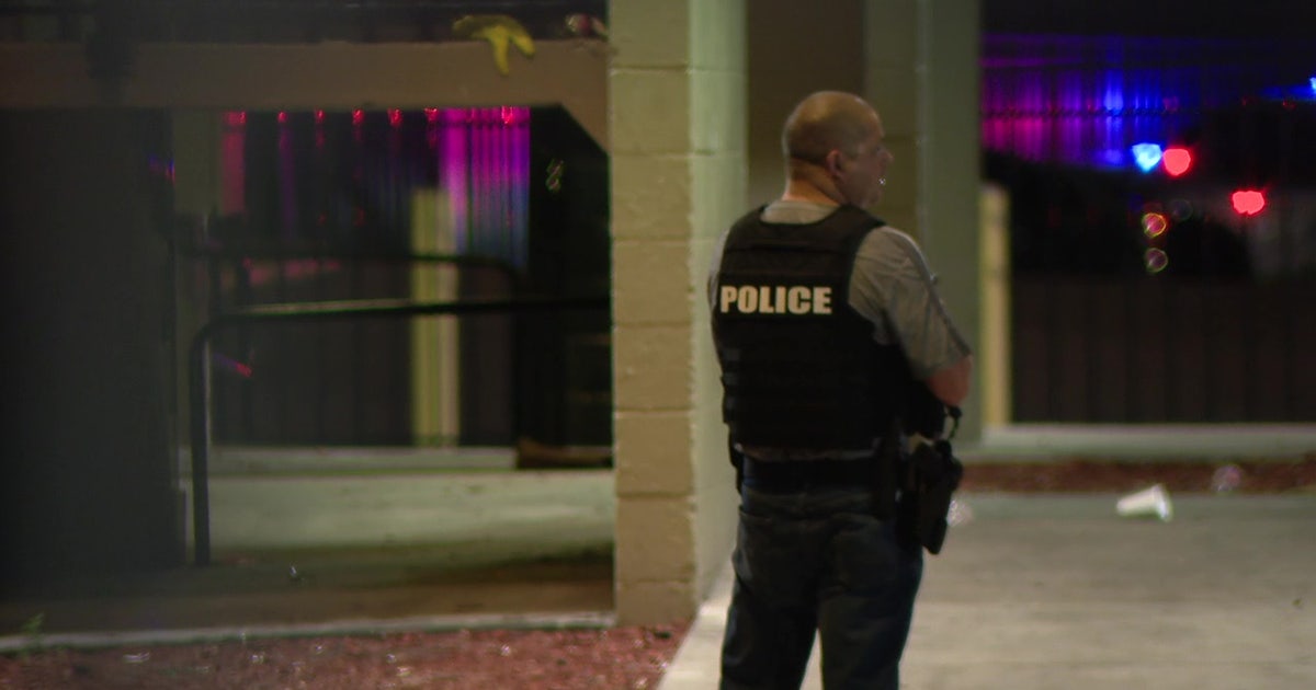 TPD: Teen shot at Tampa apartment complex | FOX 13 Tampa Bay