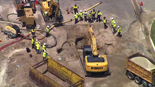 Crews working to repair water main that services more than half of Sarasota County