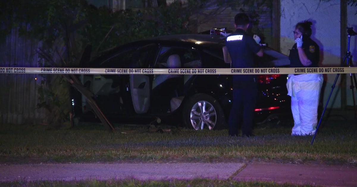 TPD investigating double fatal crash involving minors | FOX 13 Tampa Bay